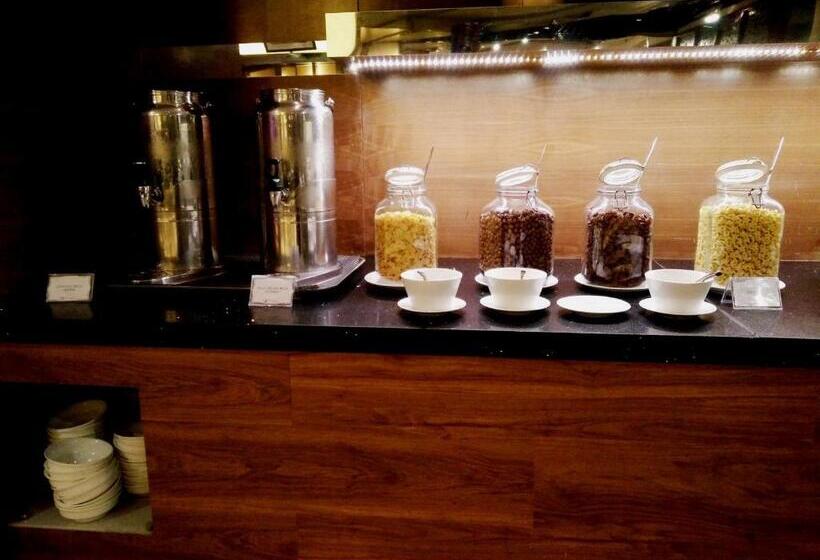 Ming Garden Hotel And Residences