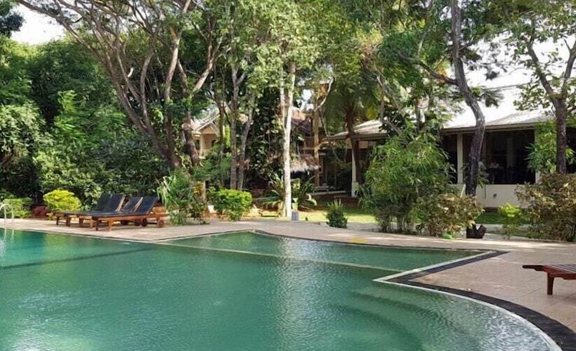 Pelwehera Village Resort