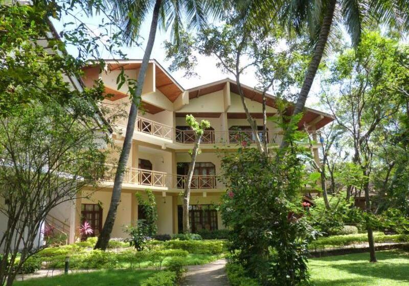 Pelwehera Village Resort