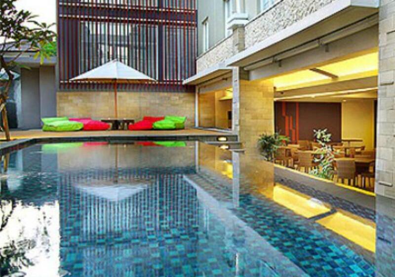 Primera Hotel Seminyak