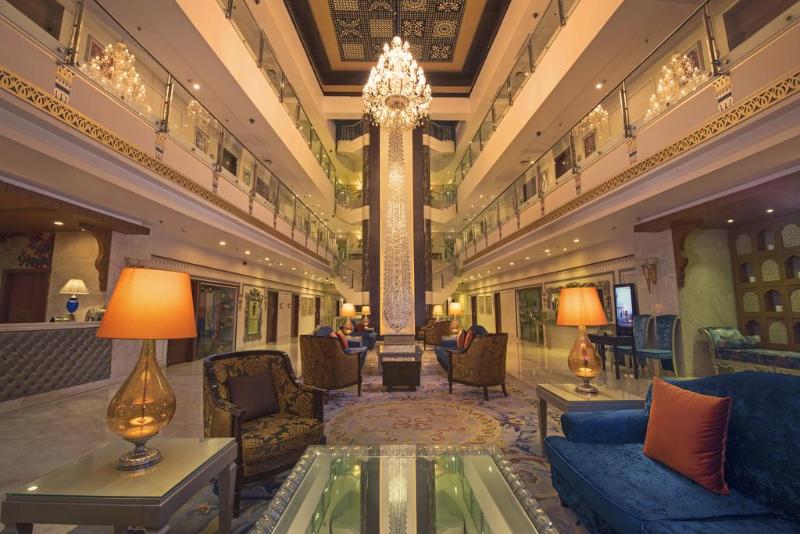 Radisson Blu Udaipur Palace Resort & Spa