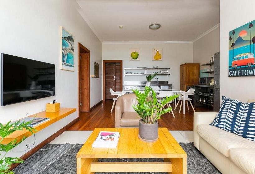 אתר נופש Camps Bay Village   Studios And Apartments