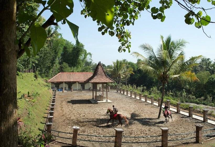 אתר נופש Plataran Borobudur