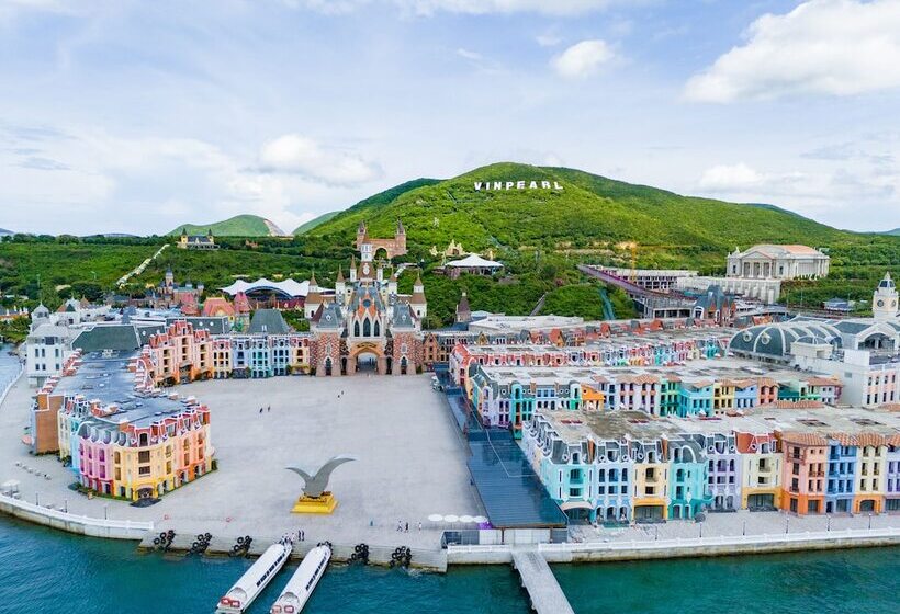 استراحتگاه Vinpearl Luxury Nha Trang