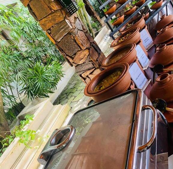 호텔 Full Moon Garden