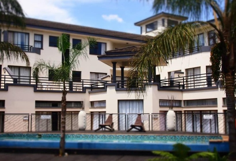 The Lakes Hotel And Conference Centre