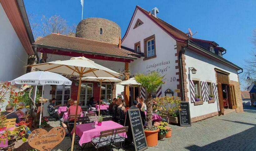 ユースホステル Landgasthaus Zum Engel