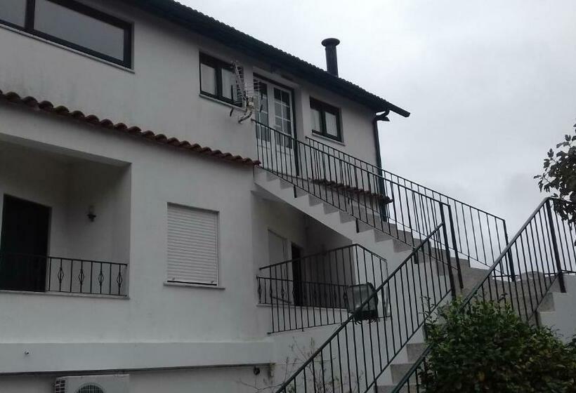 ユースホステル Residencial Retiro Sra. Da Luz