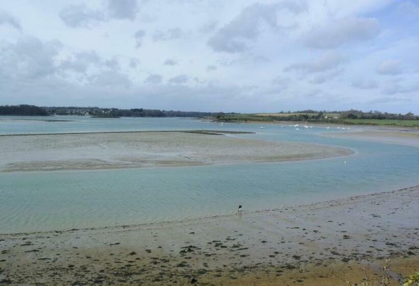 Au Logis De La Rance Bed And Breakfast