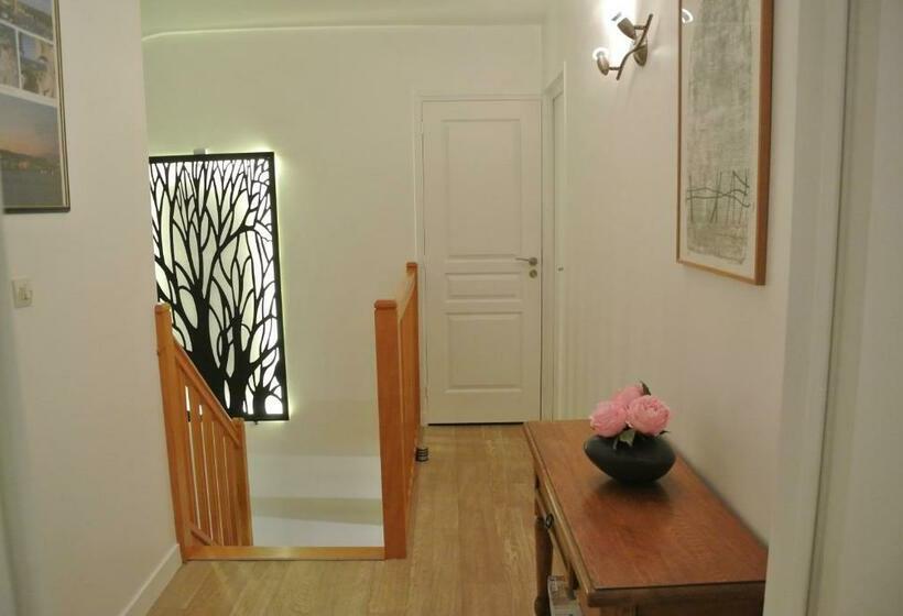 Au Logis De La Rance Bed And Breakfast