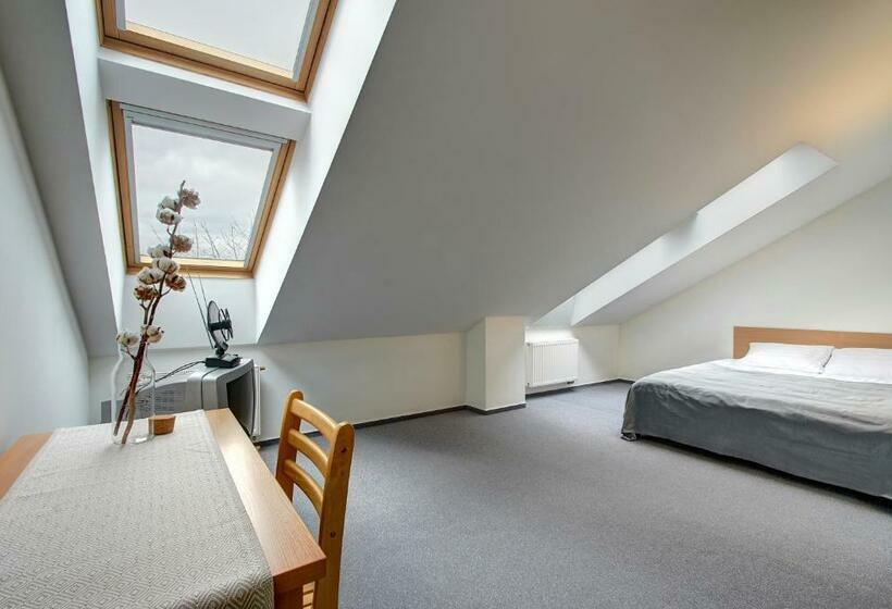 تختخواب و صبحانه Aero