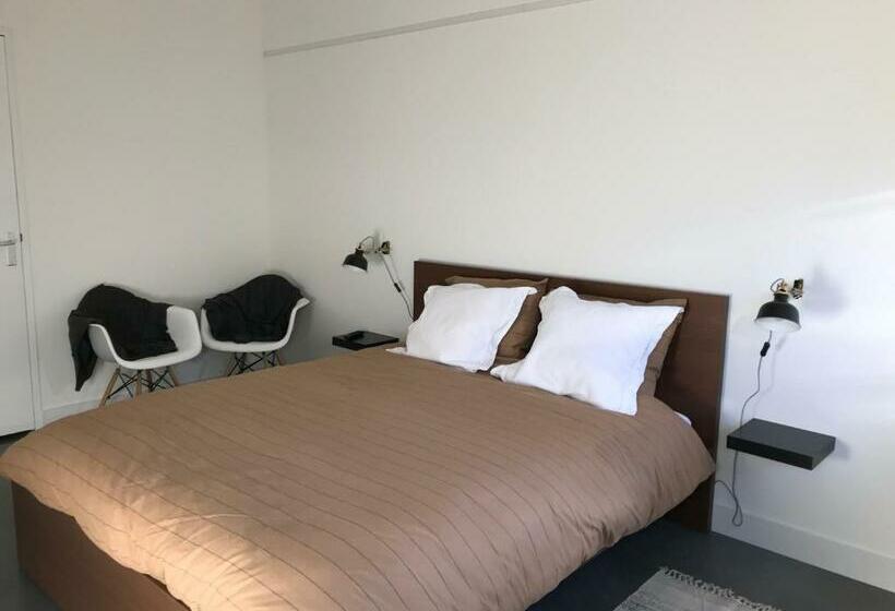 مبيت وإفطار Bij Zelle