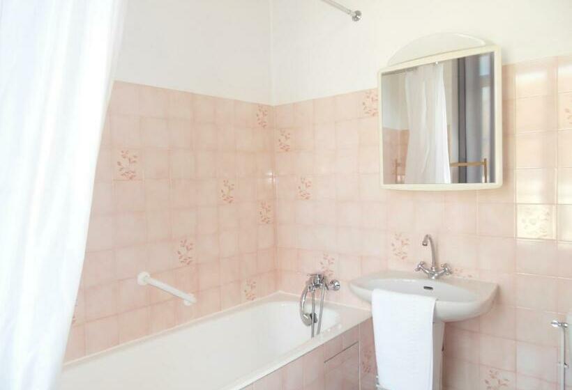 Bed and Breakfast Chambres D Hôtes D Accolay