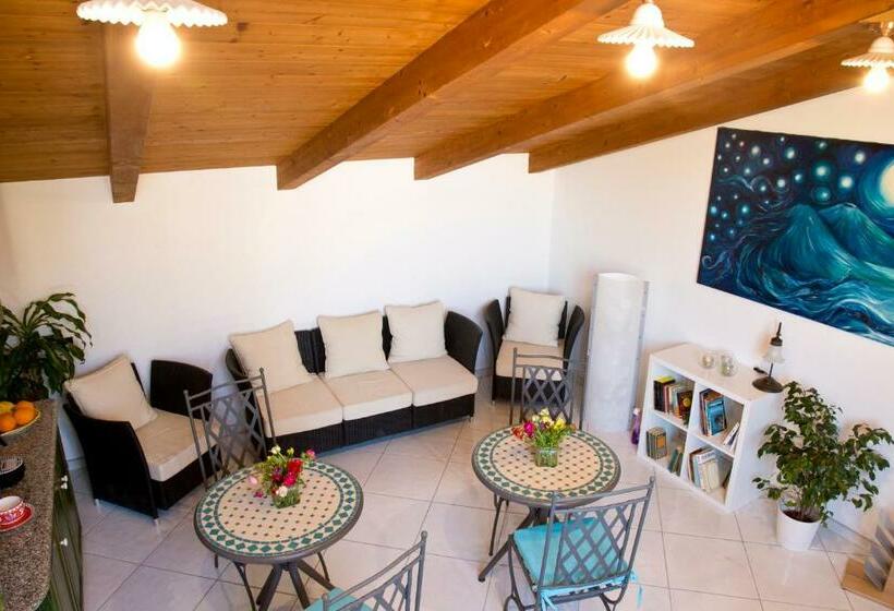 住宿加早餐  Domus Liberty