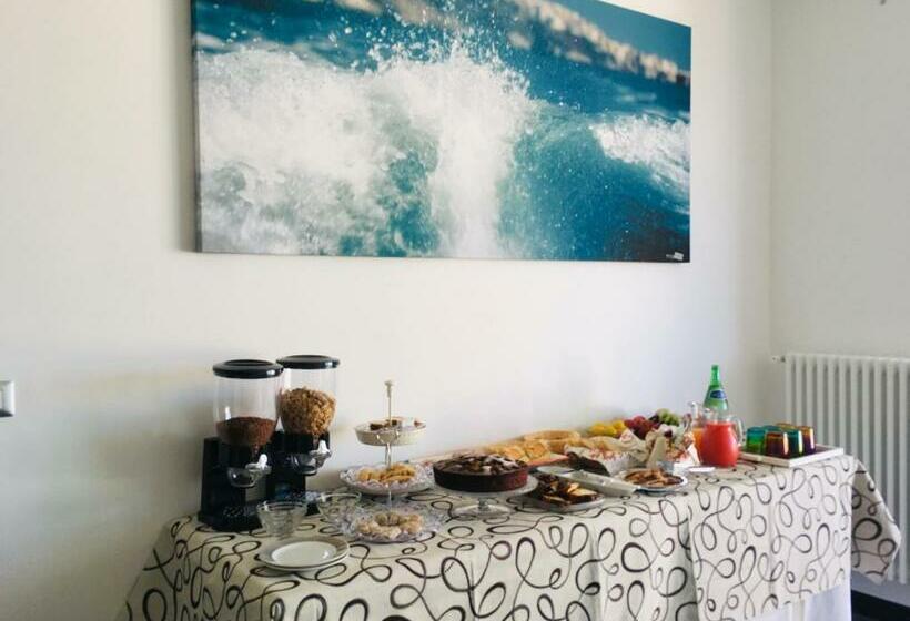 住宿加早餐  Green Door