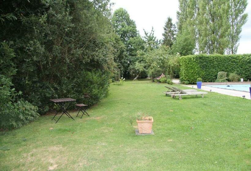 住宿加早餐  Le Cottage Mirabelle