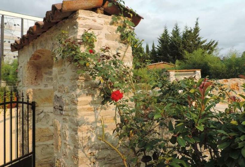 مبيت وإفطار Le Mas De Cascabel