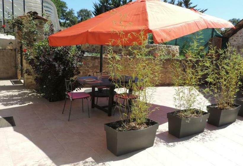 مبيت وإفطار Le Mas De Cascabel