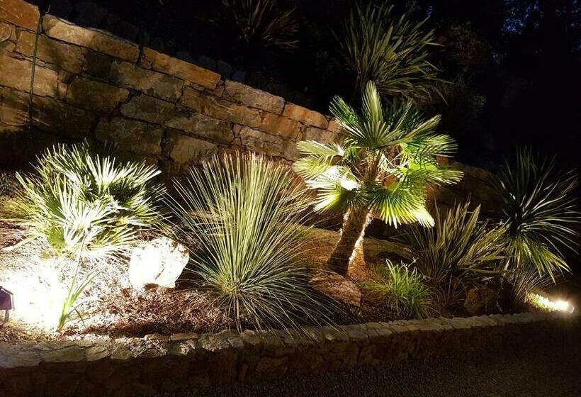 مبيت وإفطار Le Mas Sophil