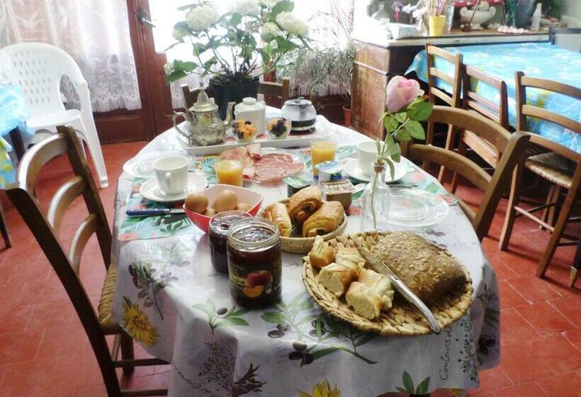 住宿加早餐  Les Marronniers