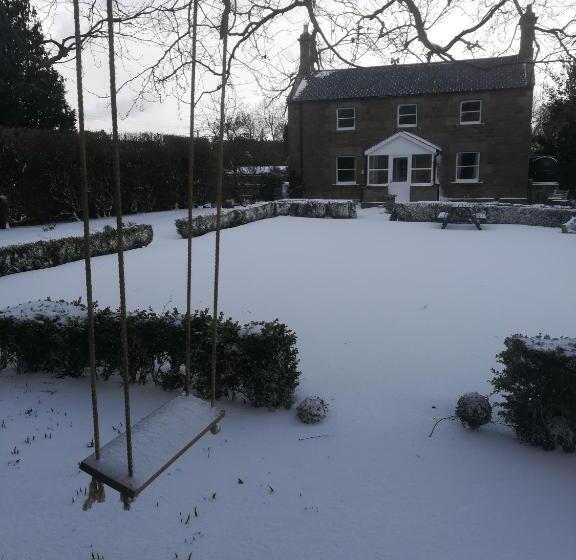 ベッドアンドブレックファースト Lucker Mill House