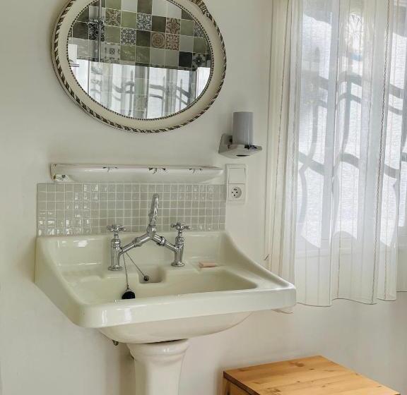 مبيت وإفطار Mas Lou Piastoun