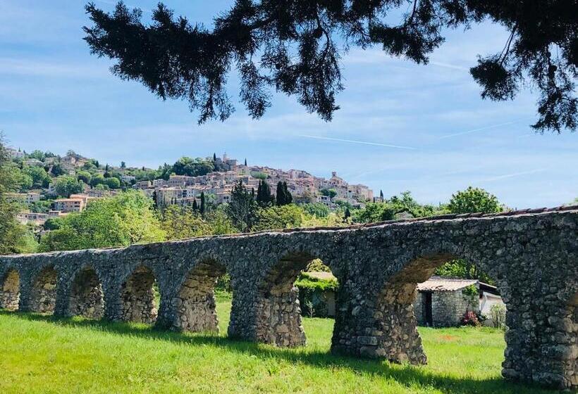 مبيت وإفطار Mas Lou Piastoun