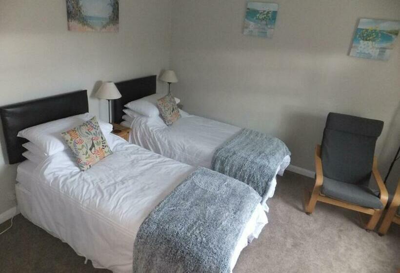 צימר North Headborough