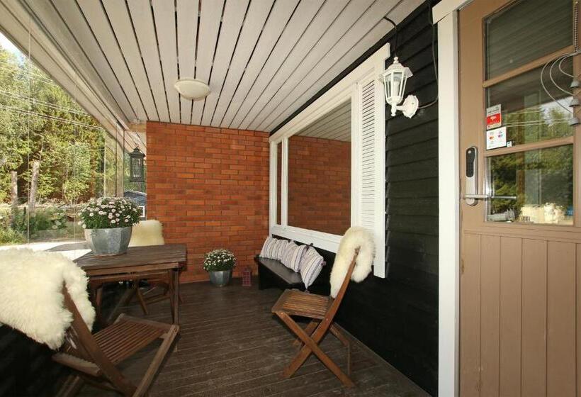 ベッドアンドブレックファースト Pajula Majatalo