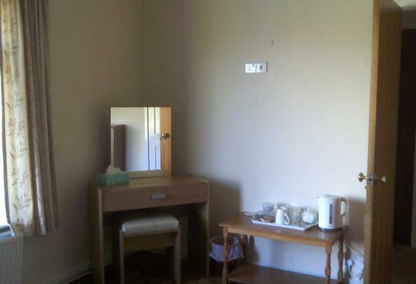 צימר Riverside Cottage