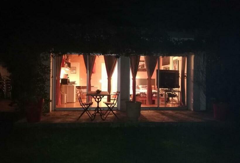 住宿加早餐  Studio Au Coeur De La Petite Camargue