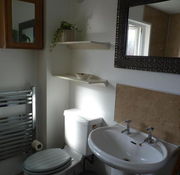 住宿加早餐  The Farthings