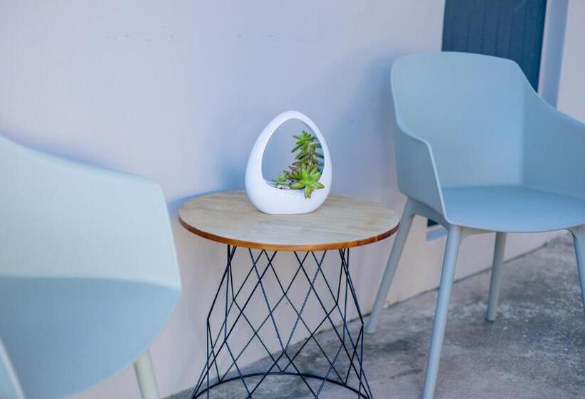 Bed and Breakfast Three Small Trees