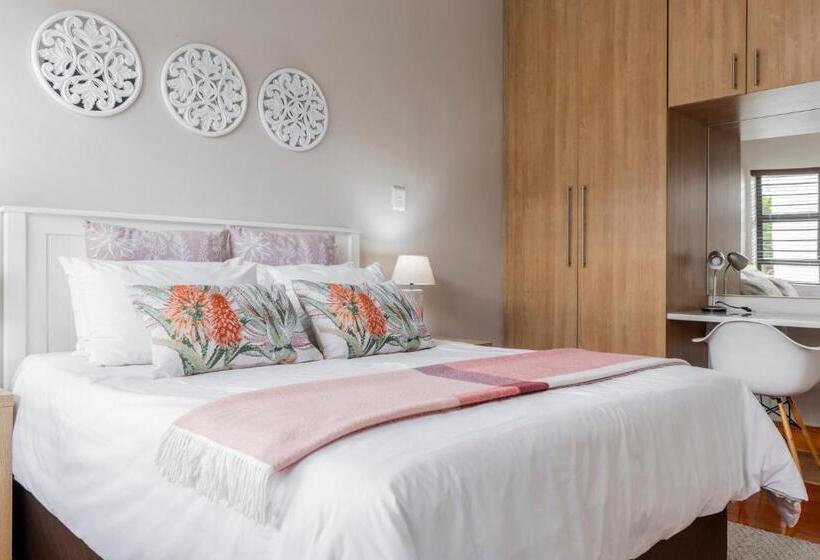 Bed and Breakfast Three Small Trees