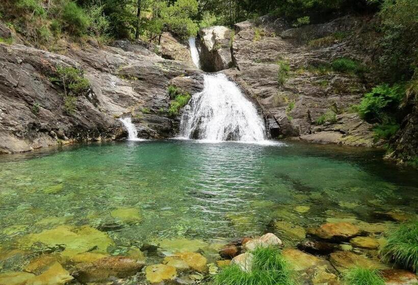 Отель Casas Da Loureira Casa Batatas I