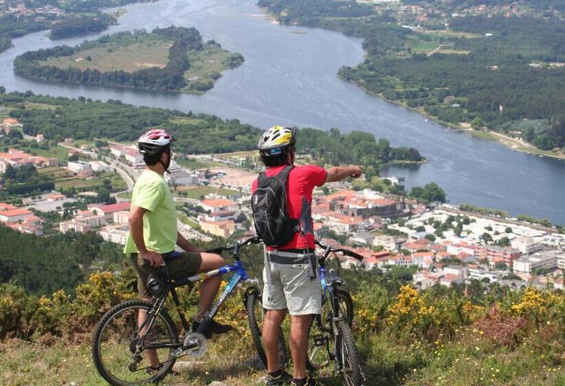 Отель Casas Da Loureira Casa Batatas I