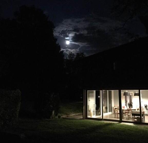 La Grange De La Batone   Bed And Breakfast