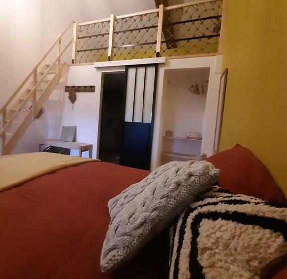 La Grange De La Batone   Bed And Breakfast