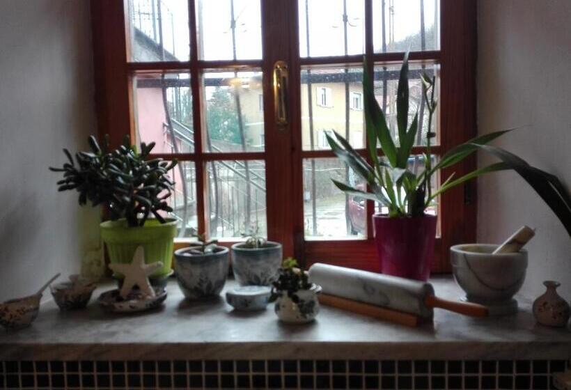 La Torretta Bed & Breakfast