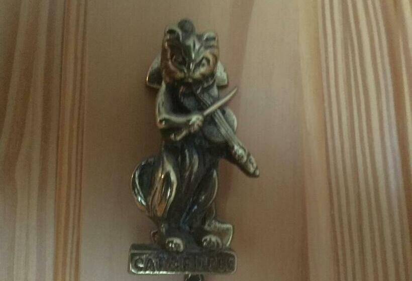 膳宿费 4 Lyndhurst Rd