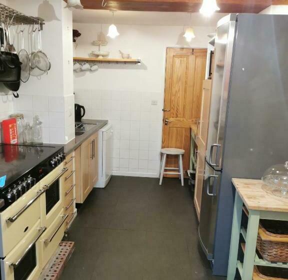 膳宿费 4 Lyndhurst Rd