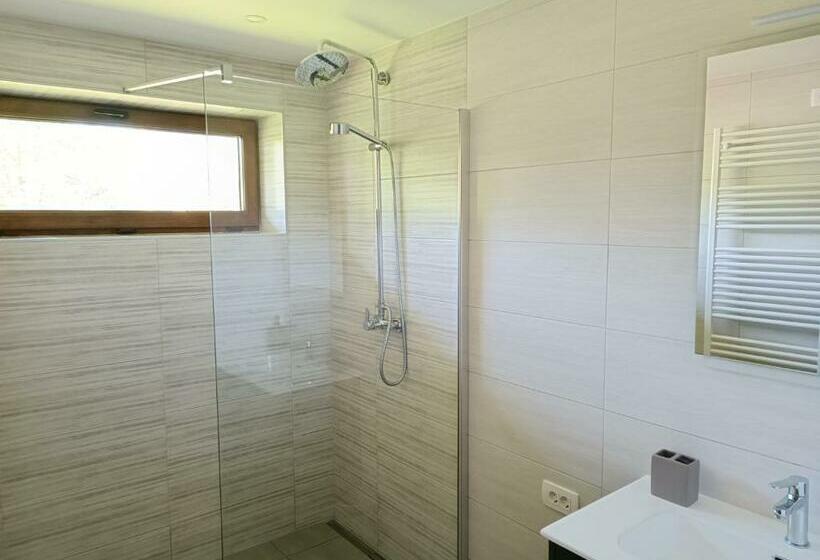 پانسیون Apartmaji Hodak