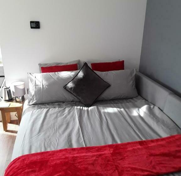 膳宿费 Byers Guest House