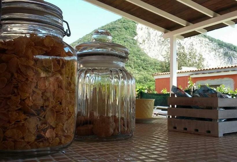 פנסיון Circeo Home La Mola