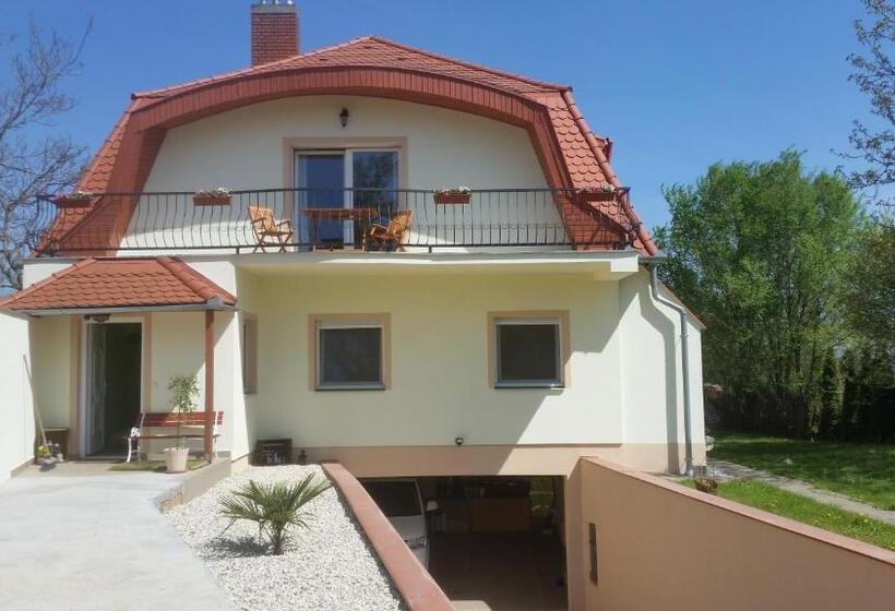 פנסיון Gästehaus Stein