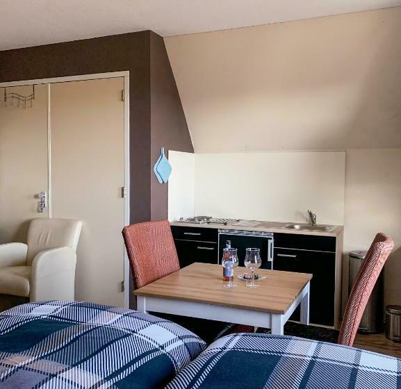 Pensão Kluiskade 24 Maasland