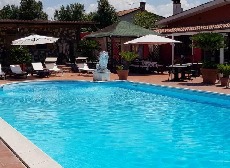 بنسيون L Oasi Di Ambra