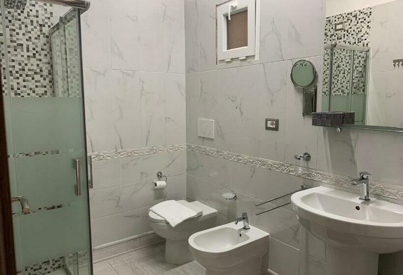 بنسيون L Oasi Di Ambra