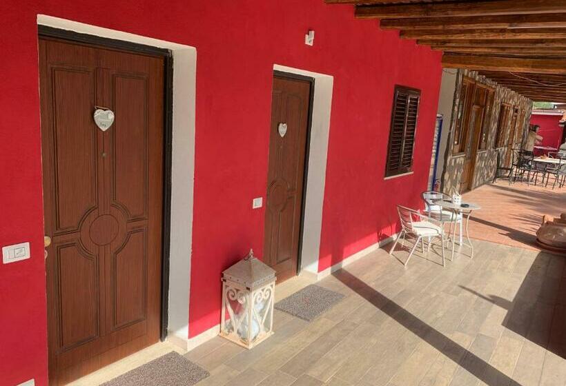 بنسيون L Oasi Di Ambra
