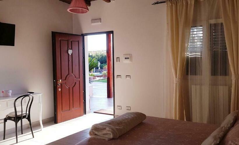 بنسيون L Oasi Di Ambra